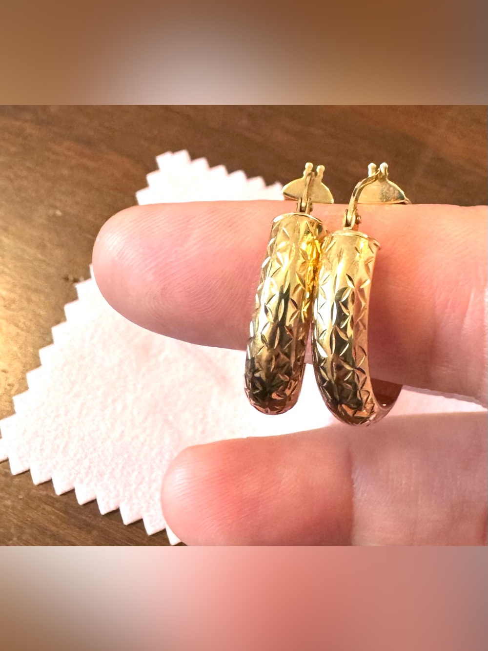 Michael Hill 10K gold hoops